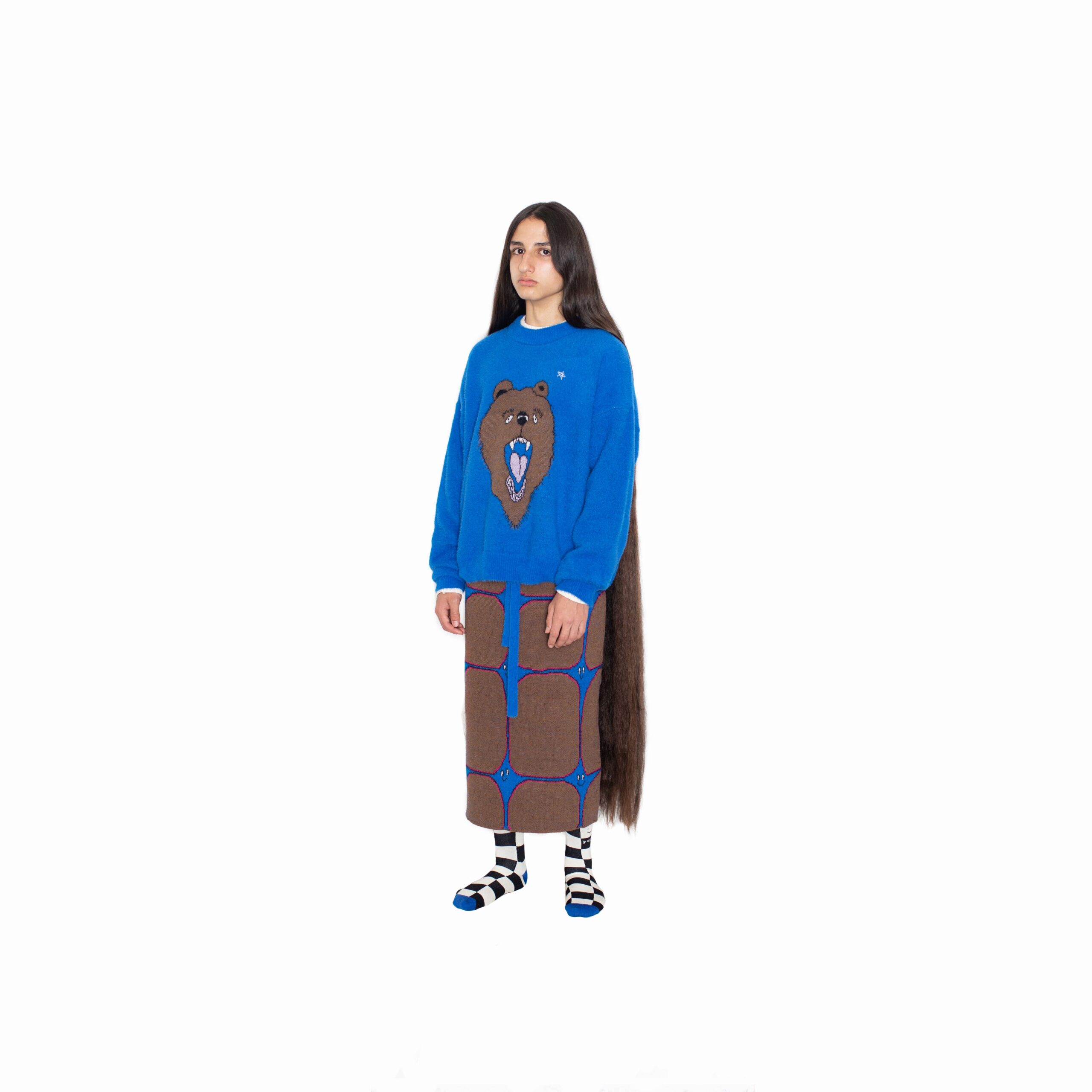 bear sweater - Image 2
